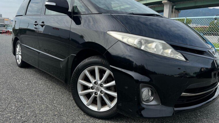 Toyota Estima(2011)