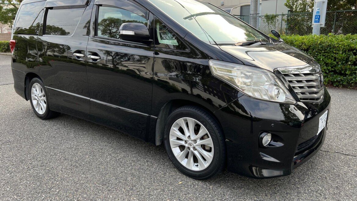 Toyota Alphard (2010)